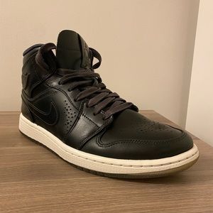 Air Jordan 1 Mid Nouveau